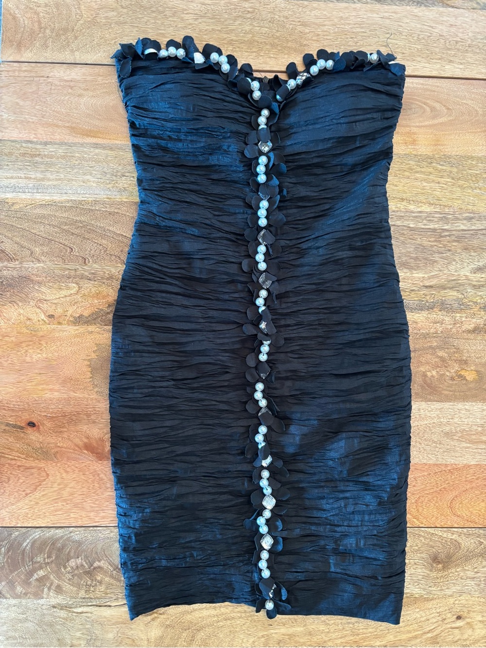 Romeo and Juliet Couture Strapless Black Pearl-Trim Cocktail Dress